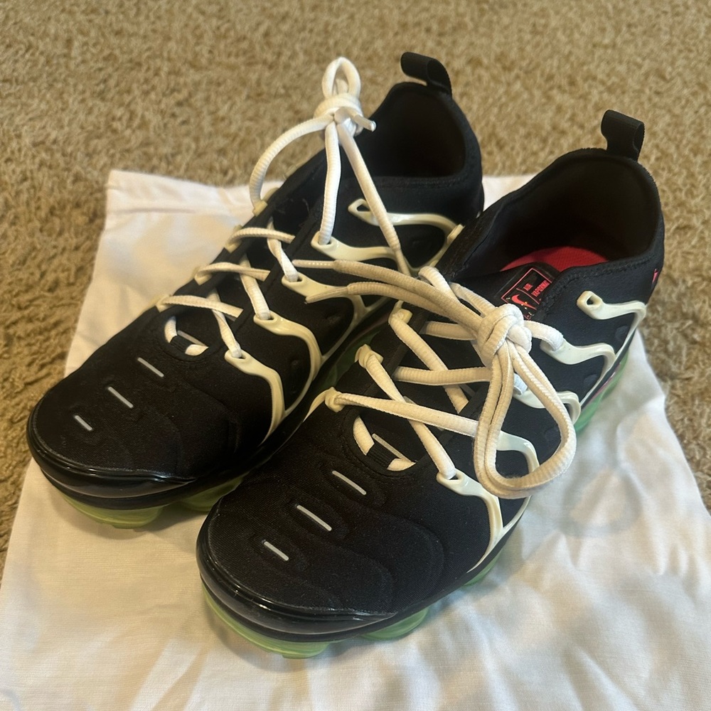 NIKE VAPOR MAX TN, lightly worn!